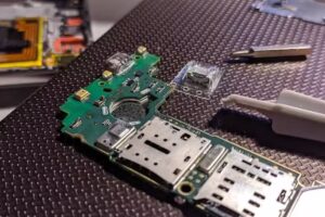 because ITs easy Marek Grzękowicz, Serwis Komputerowy, Smartfonów, Konsol