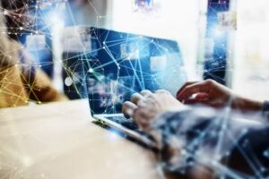 Informatyk &ndash; dojazd ** Laptopy, Internet, systemy, aplikacje.