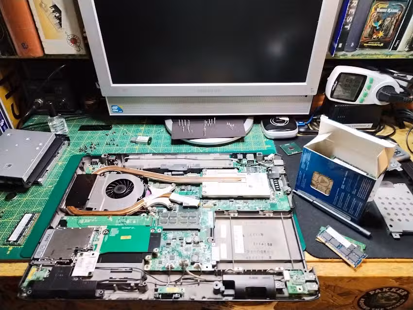 LepszySerwis.pl 🪛 Naprawa laptop&oacute;w i komputer&oacute;w