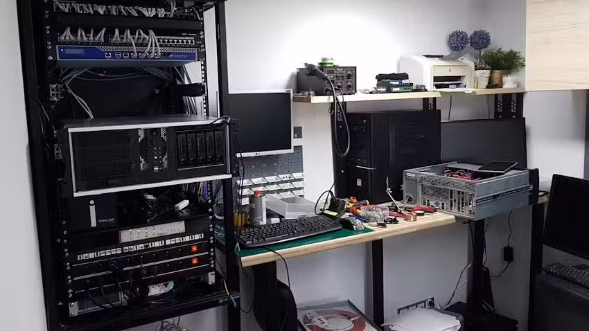 NEK-IT ZHU Arleta / Piotr Neczek