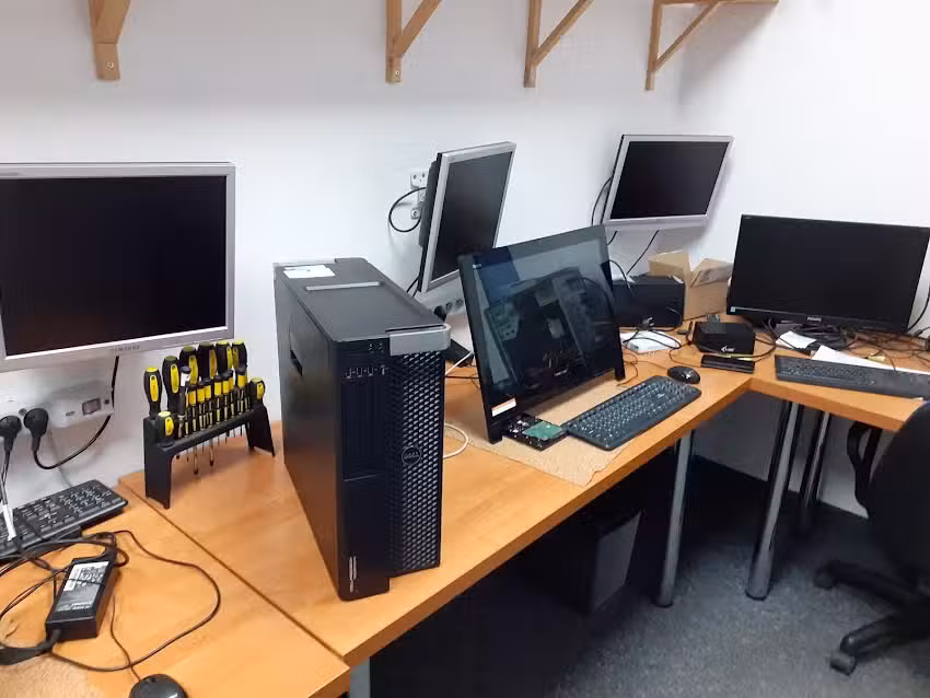 Net-Komp, serwis, naprawa komputerów, laptopów