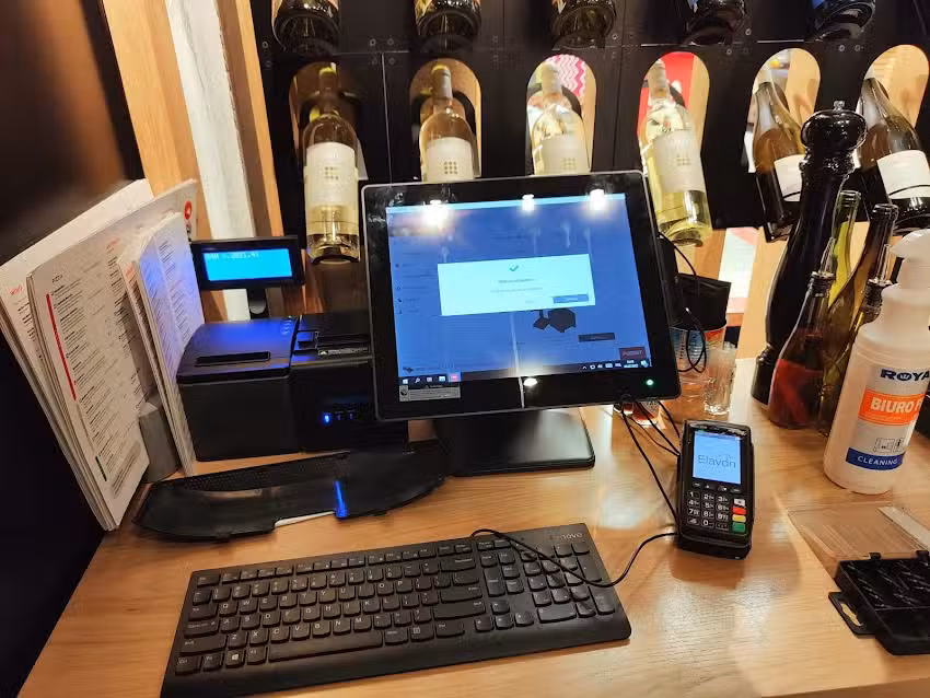 Serwis komputera 518 402 901