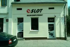 SLOT naprawa serwis komputer&oacute;w