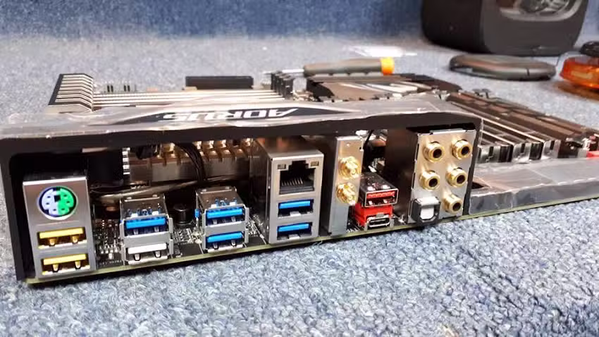 TOMINET Serwis komputerowy w K&oacute;rniku