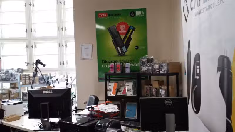 Zeta-Notebooks Zasilacze Baterie Serwis Laptop&oacute;w Warszawa ponad 2tyś produkt&oacute;w na magazynie!