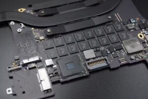 Zwarci &ndash; Serwis Laptop&oacute;w i Komputer&oacute;w Warszawa